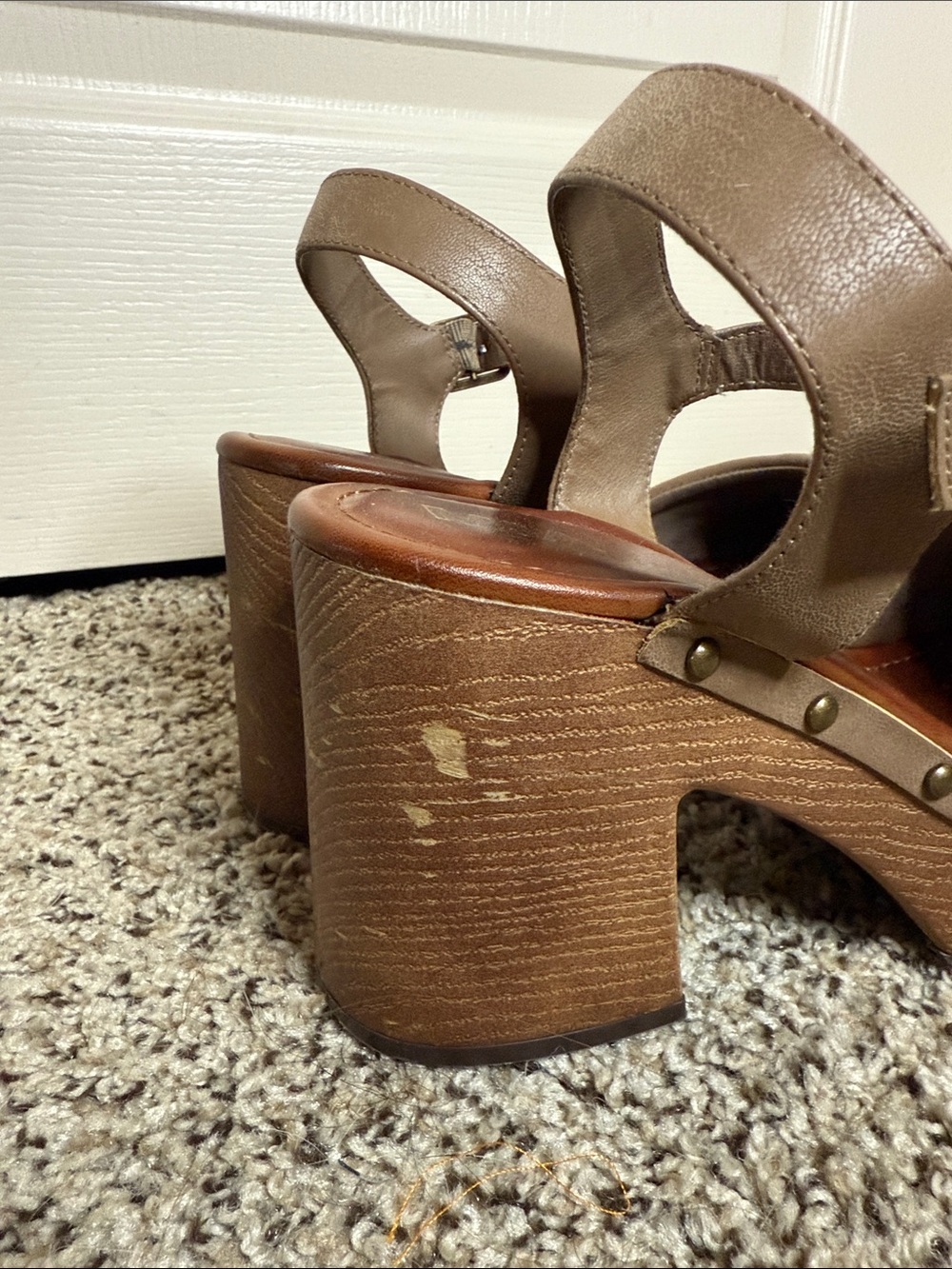 Vintage Mia Analie Block Heel Platform Clogs size Taupe Sz 9 Ladies - Picture 4 of 9